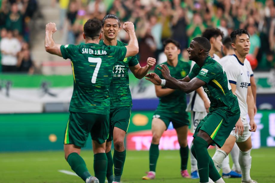 [图]林良铭传射张玉宁破门 北京国安4-0武汉三镇